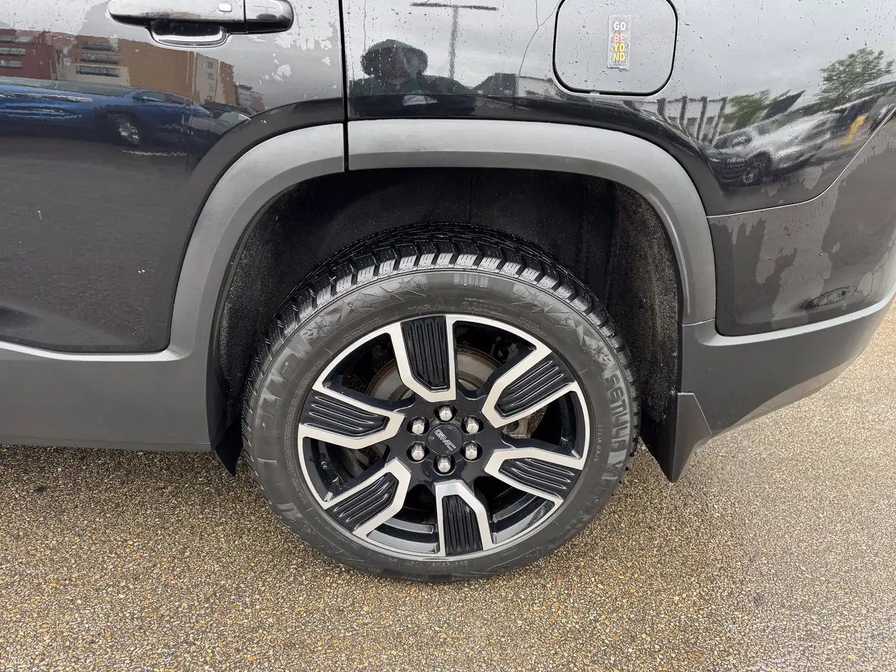 GMC Acadia снимка GMC Acadia