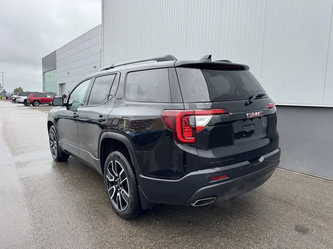 GMC Acadia снимка GMC Acadia