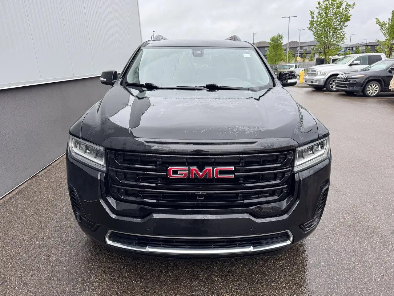GMC Acadia снимка GMC Acadia