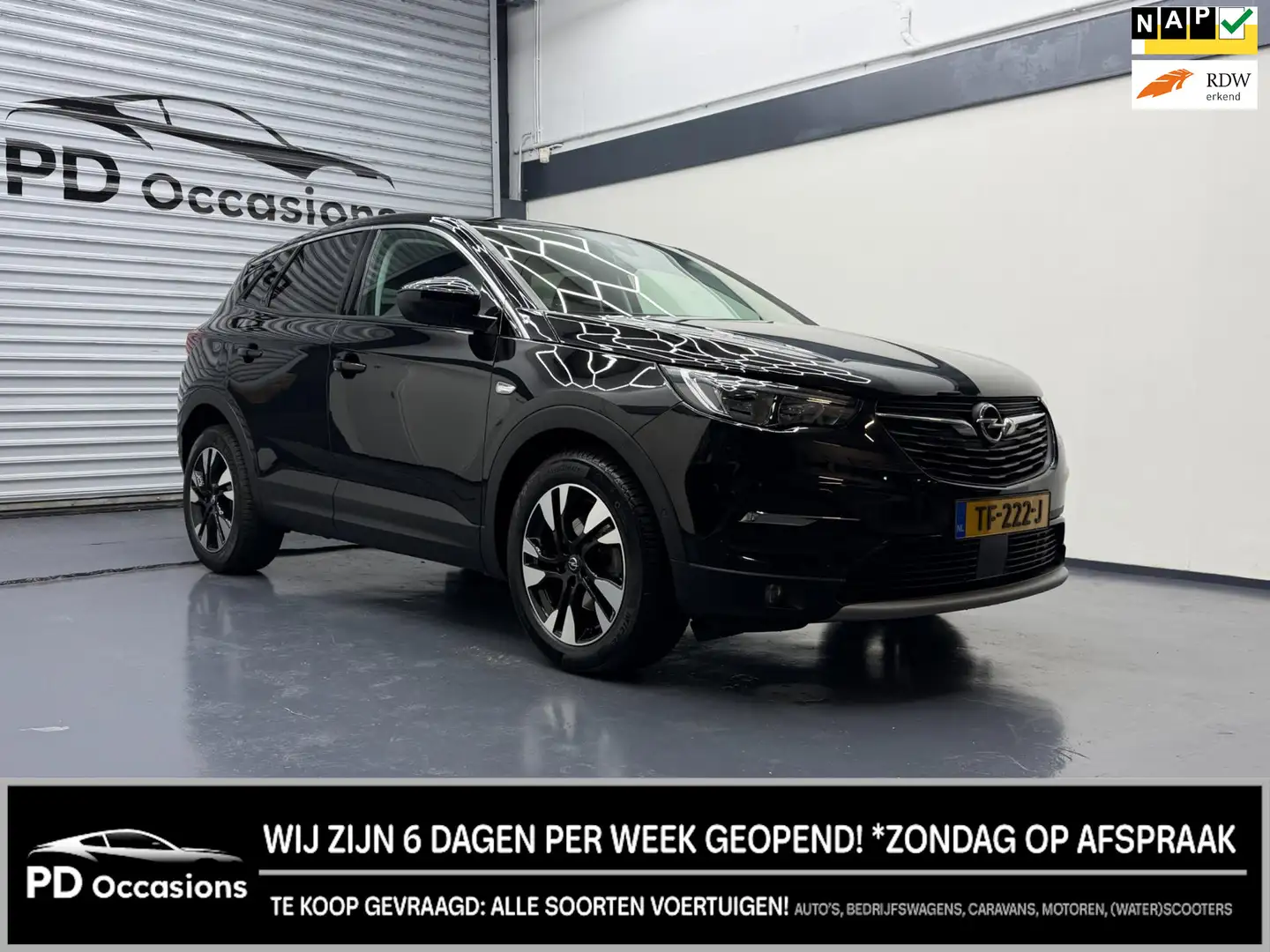 Opel Grandland X 1.2 Turbo Innovation - Winter Pack - Dealer. Onder Nero - 1