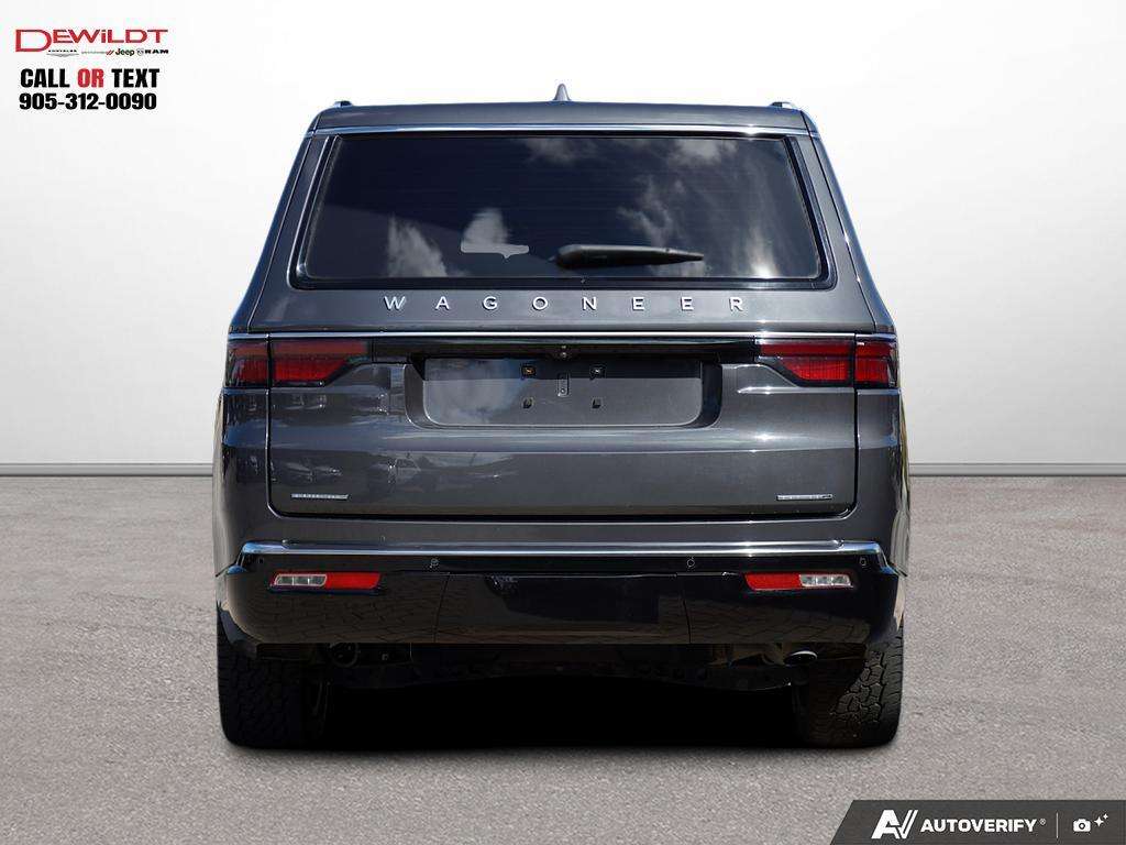 2022 Jeep Wagoneer 4WD