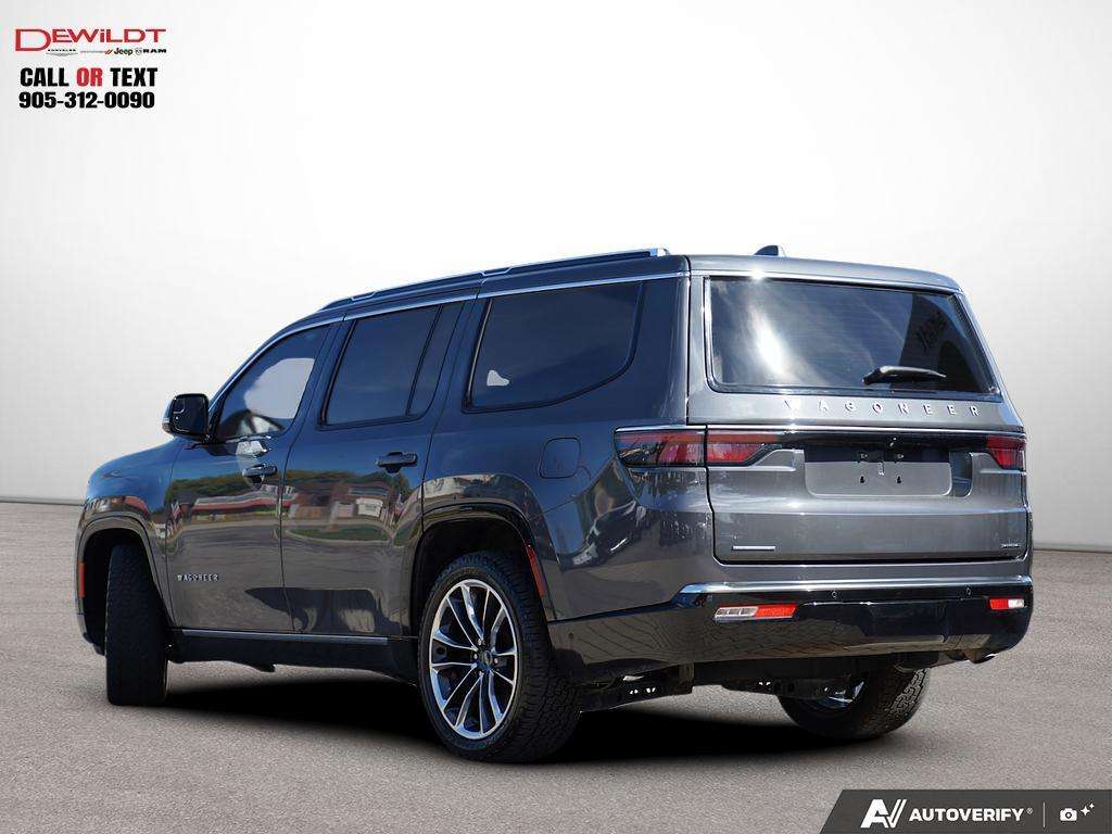 2022 Jeep Wagoneer 4WD