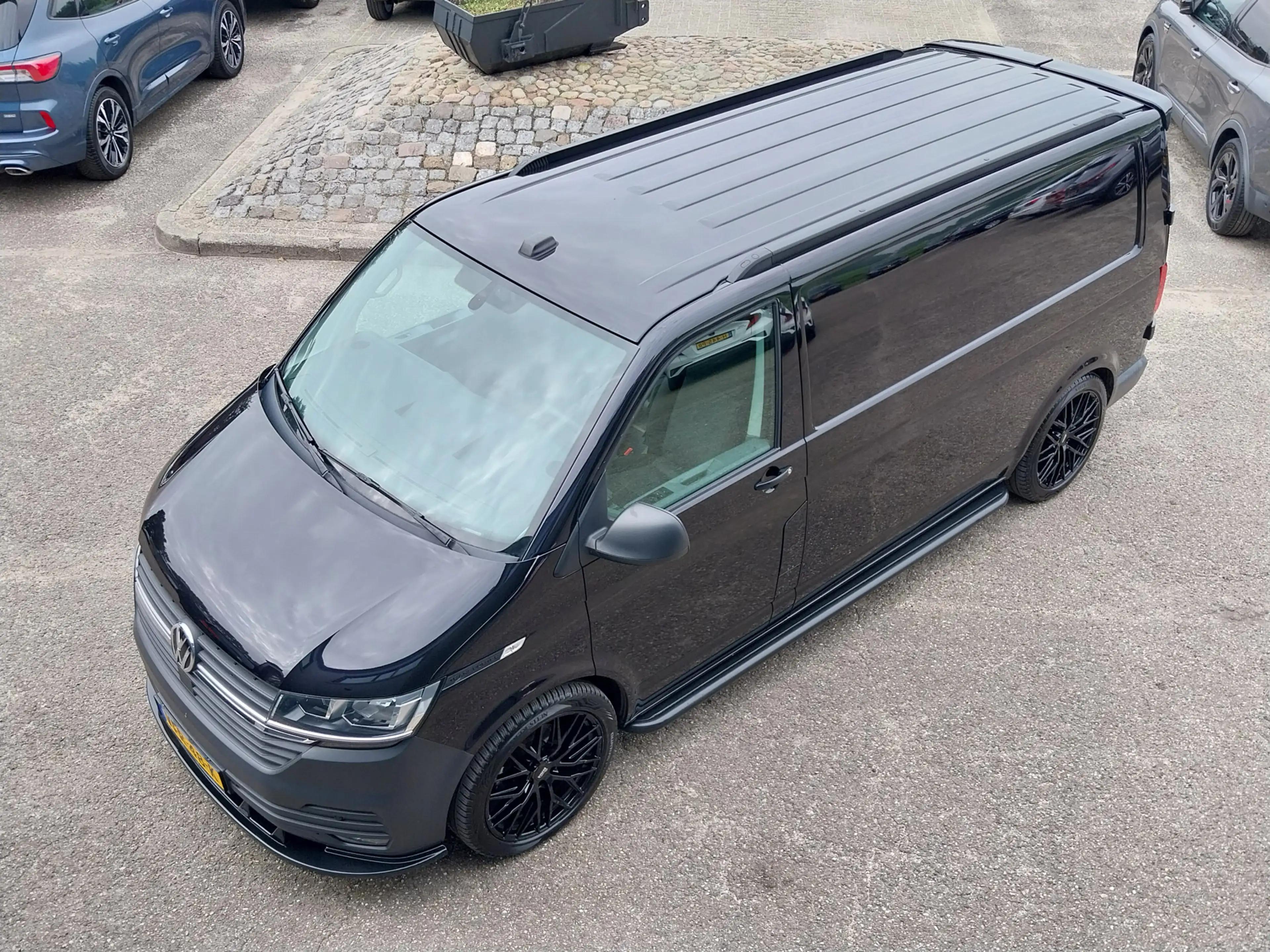 Volkswagen T6.1 Transporter 2.0 TDI 150 PK L2H1 NAVI CRUISE AIRCO 20 INCH TREK — photo 2