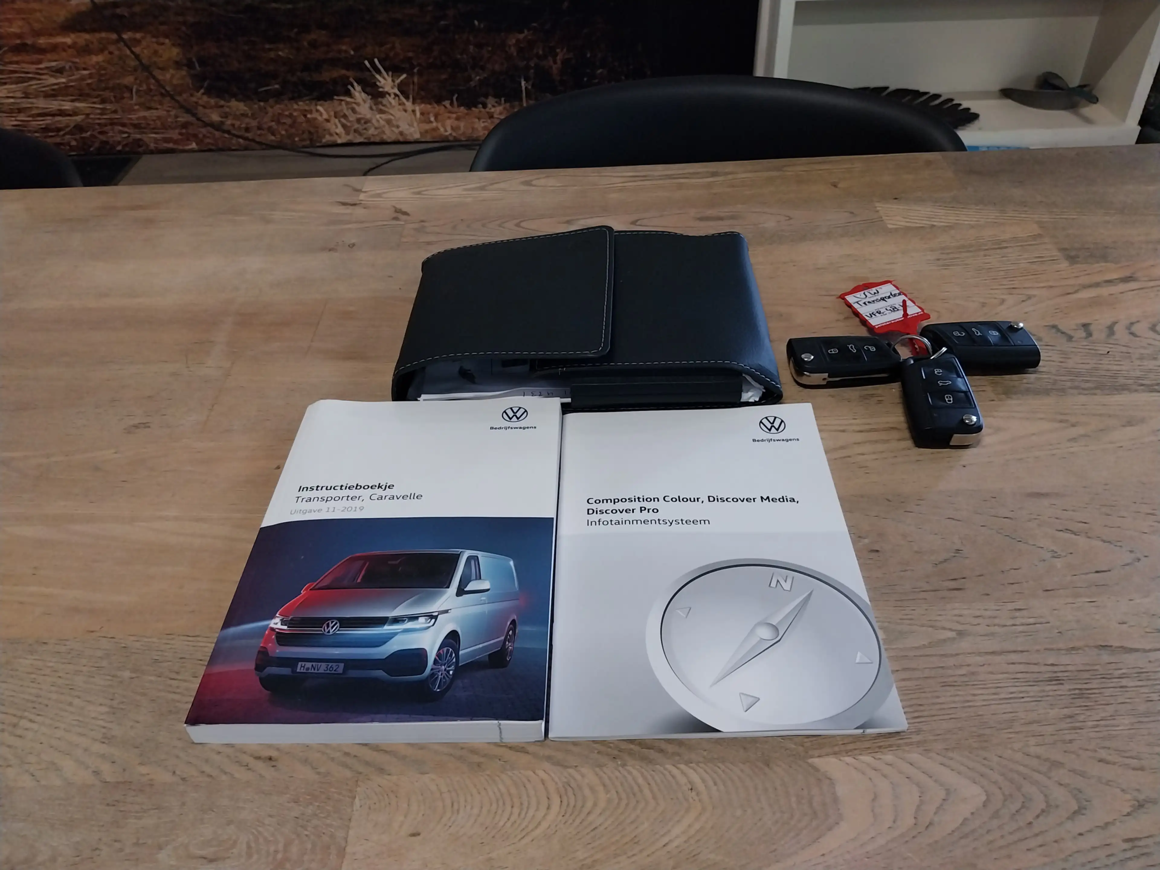Volkswagen T6.1 Transporter 2.0 TDI 150 PK L2H1 NAVI CRUISE AIRCO 20 INCH TREK — photo 7