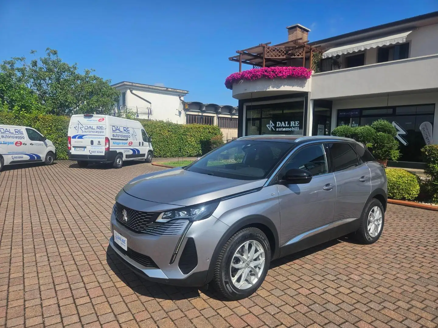 Peugeot 3008 BlueHDi 130 S&S EAT8 GT Plateado - 2