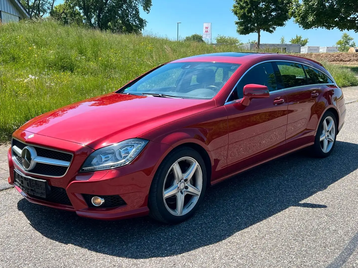 Mercedes-Benz CLS Shooting Brake W218  CLS 350 CDI BE AMG Paket Roşu - 1