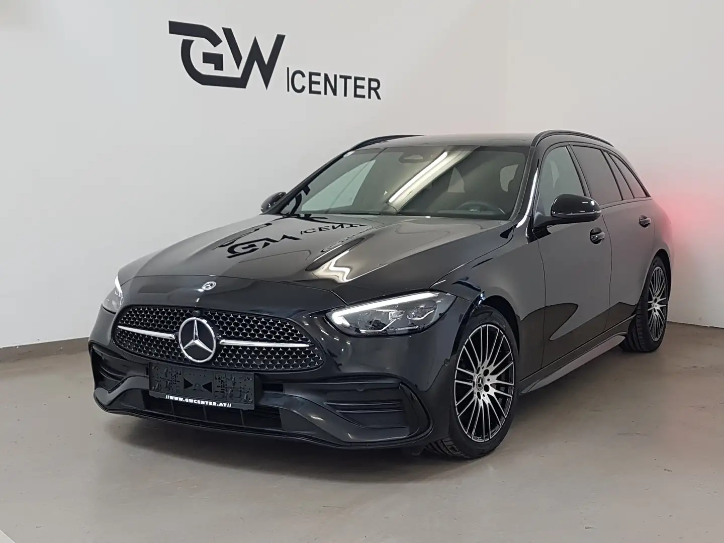 Mercedes-Benz C 200 T d AMG Line Schwarz - 2