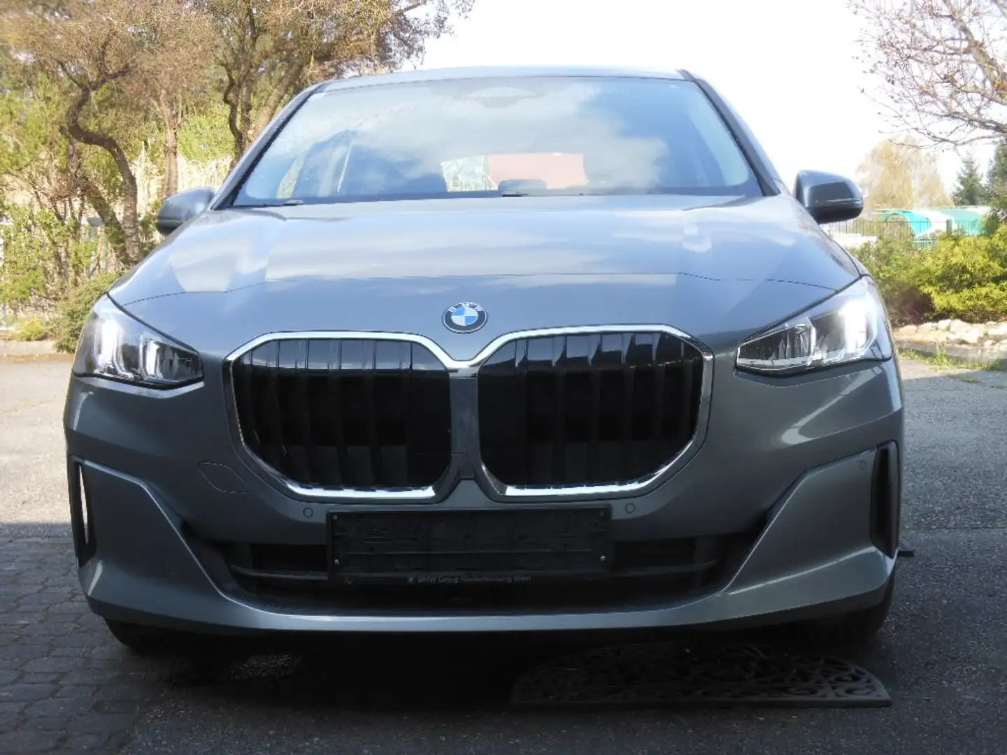 BMW 218 218 d Active Tourer   *   LED-SW   * Grau - 2