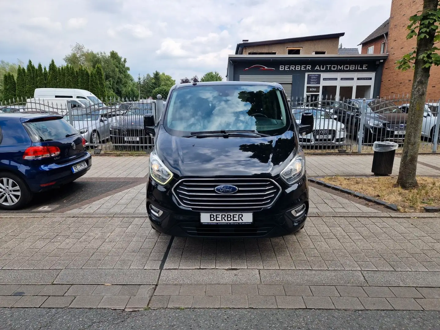 Ford Tourneo Custom Trend 320 L2*9-Sitzer*SYNC3*KAM* Negro - 2