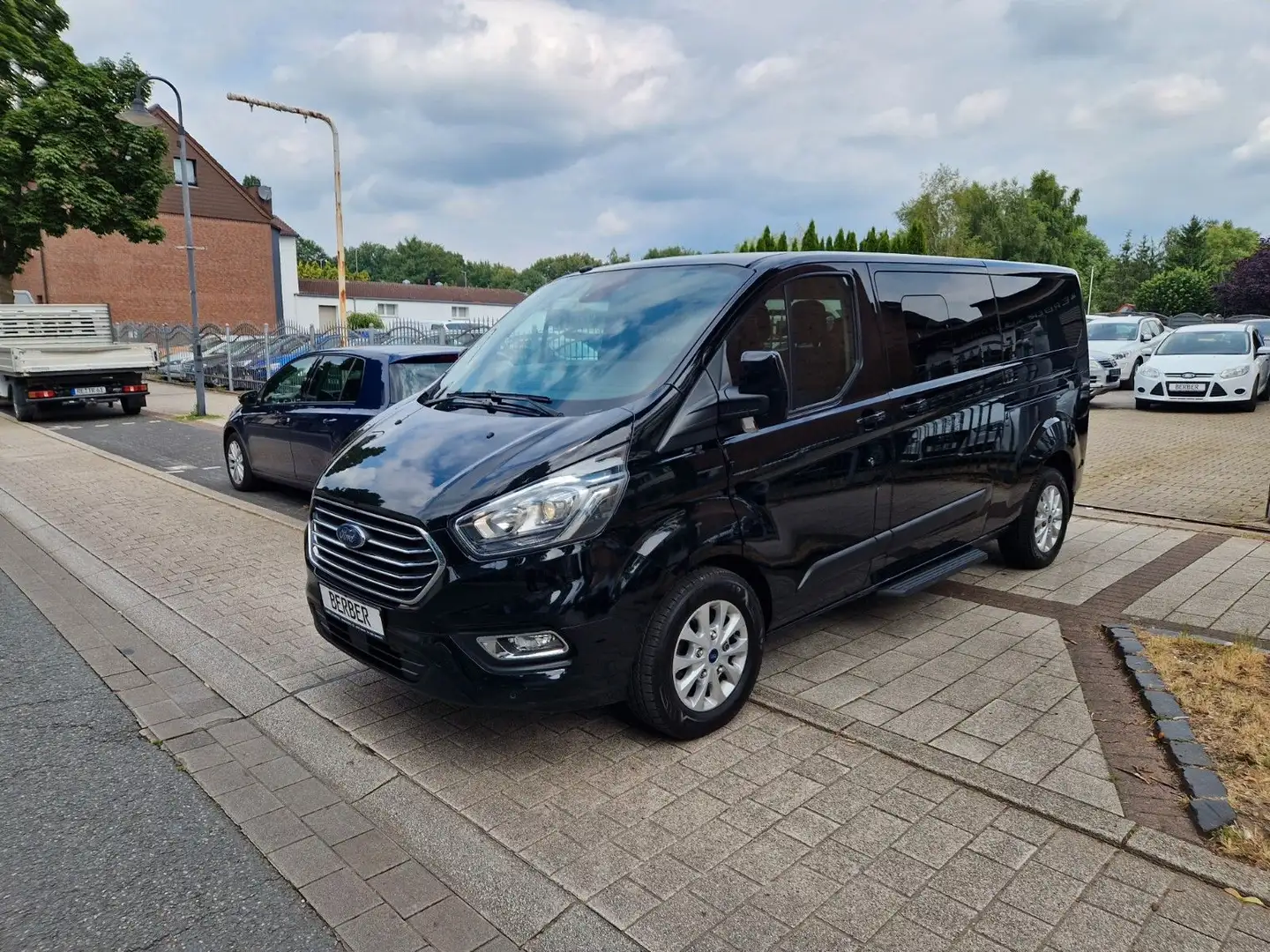 Ford Tourneo Custom Trend 320 L2*9-Sitzer*SYNC3*KAM* Negro - 1