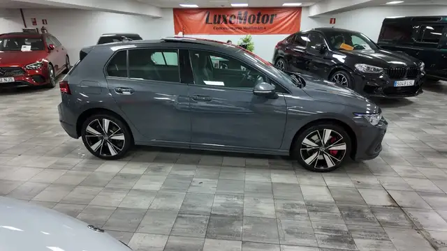 Volkswagen Golf view 7