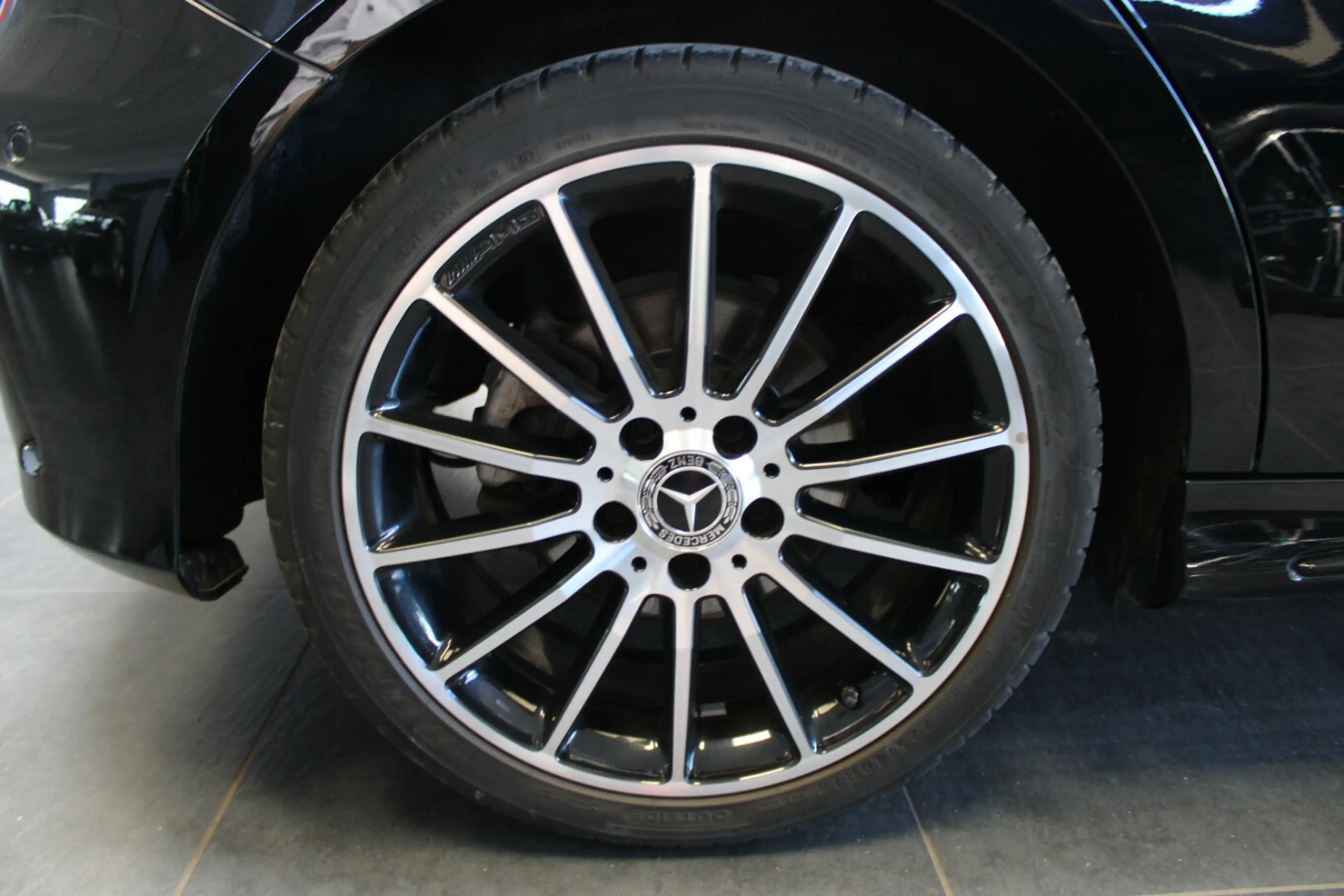 Mercedes-Benz A 180 d 7G-DCT Peak Edition AMG — photo 8