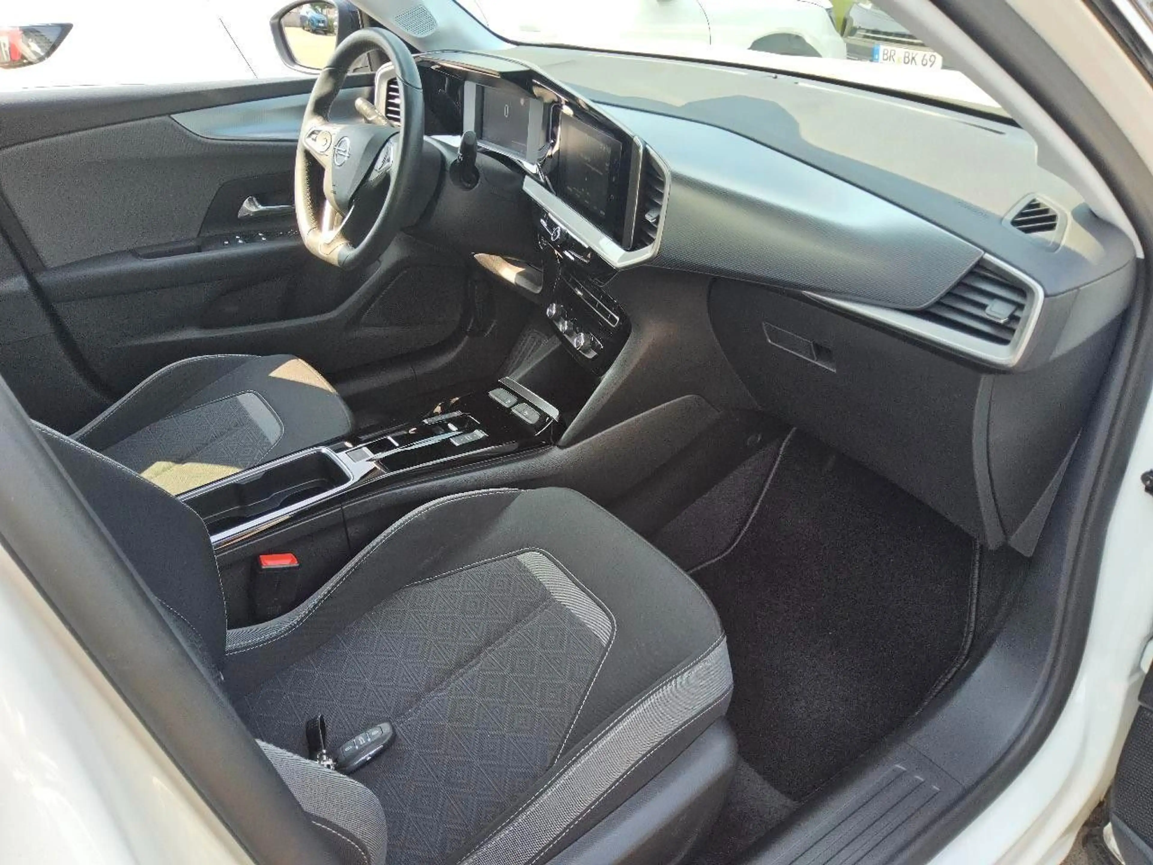 Opel Mokka-E EDITION 1-PHASIG LED/SPORT/VIRT/PDC/DAB+ — photo 3