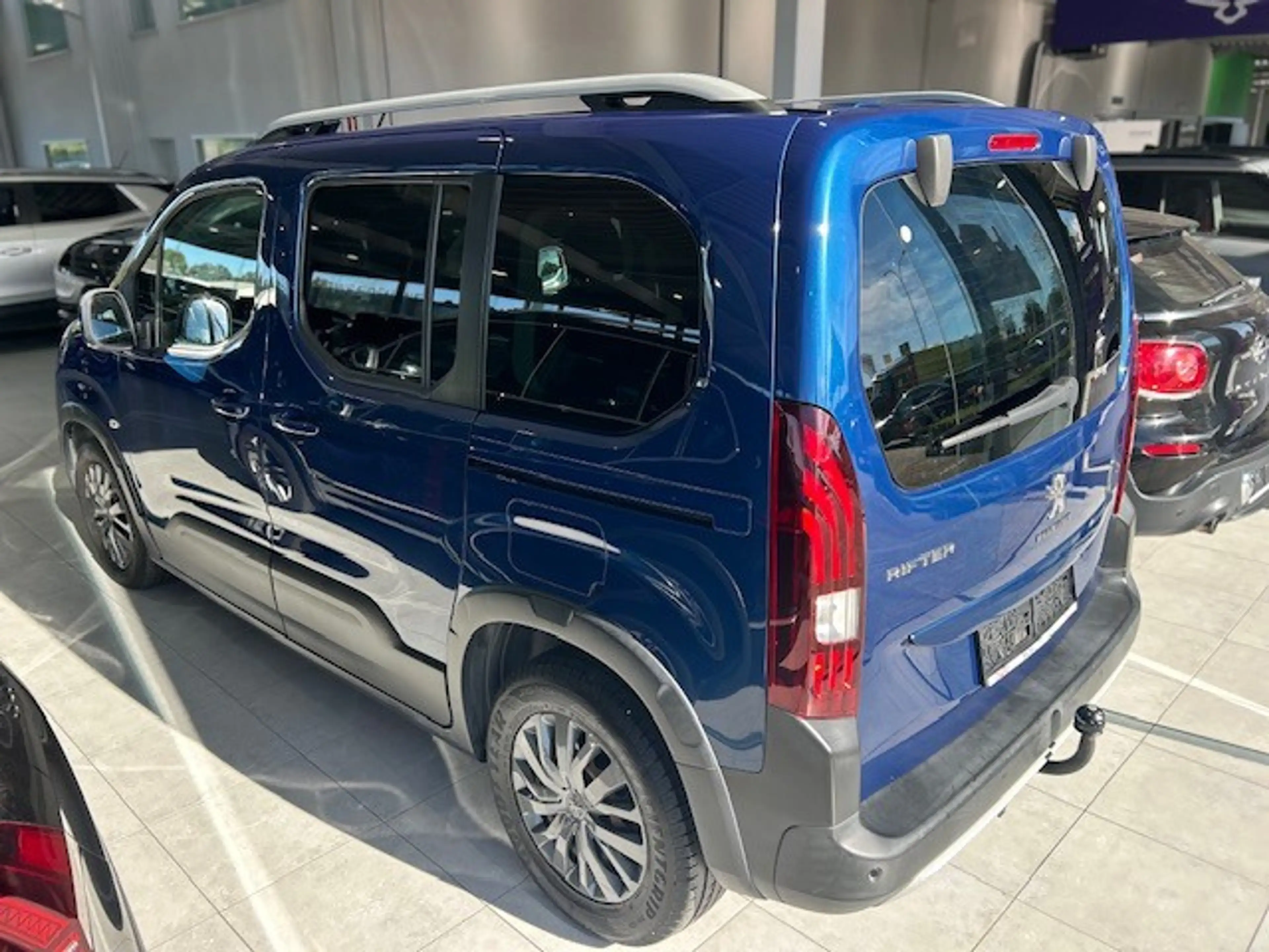 Peugeot Rifter Rifter 1.5 BlueHDi Allure, GPS, camera, Carplay+Android Auto, trekhaak etc — photo 6