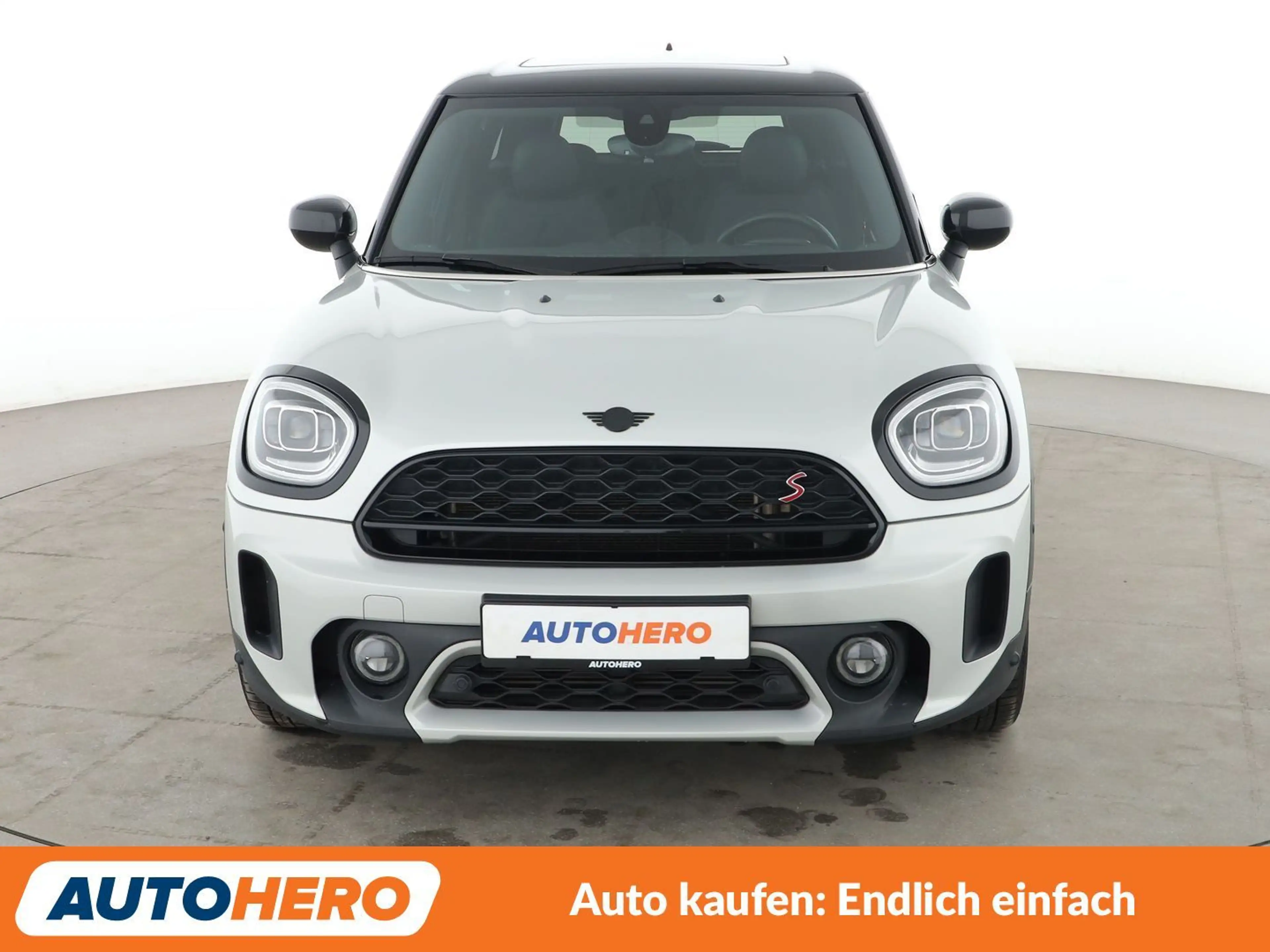 MINI Cooper S Countryman Cooper S ALL4 Yours Trim Aut.*AHK*NAV*LED*ACC*CAM* — photo 9
