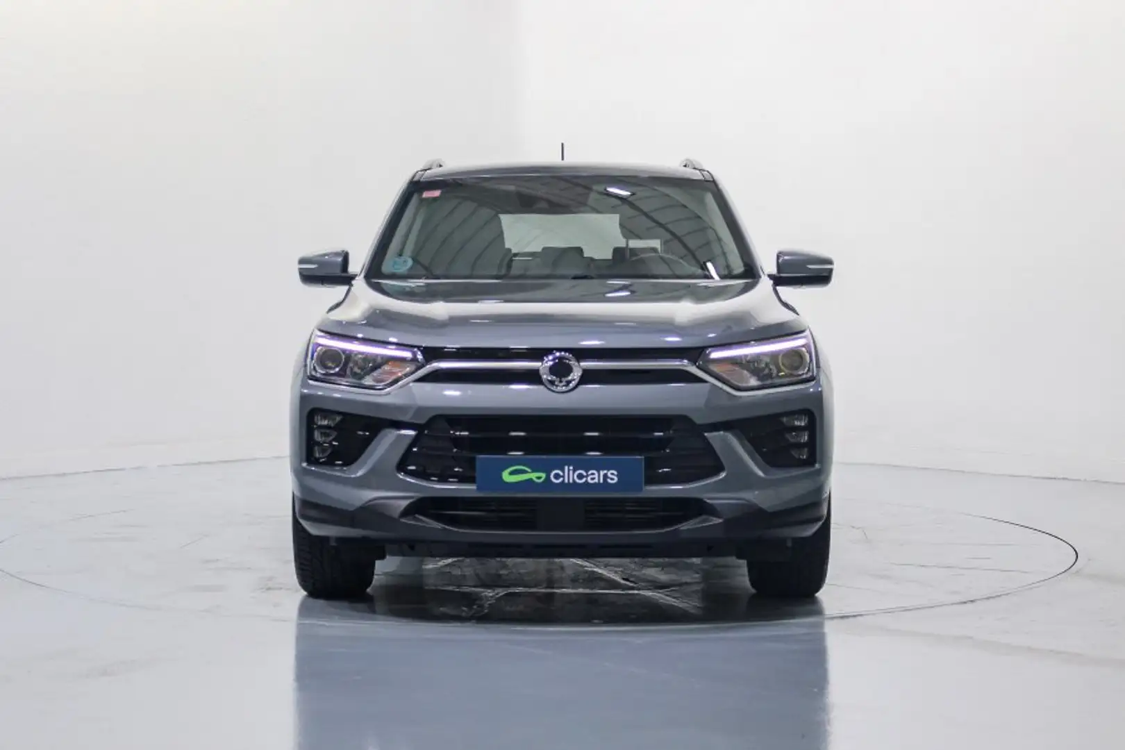 SsangYong Korando D16T Premium 4x2 Gris - 2