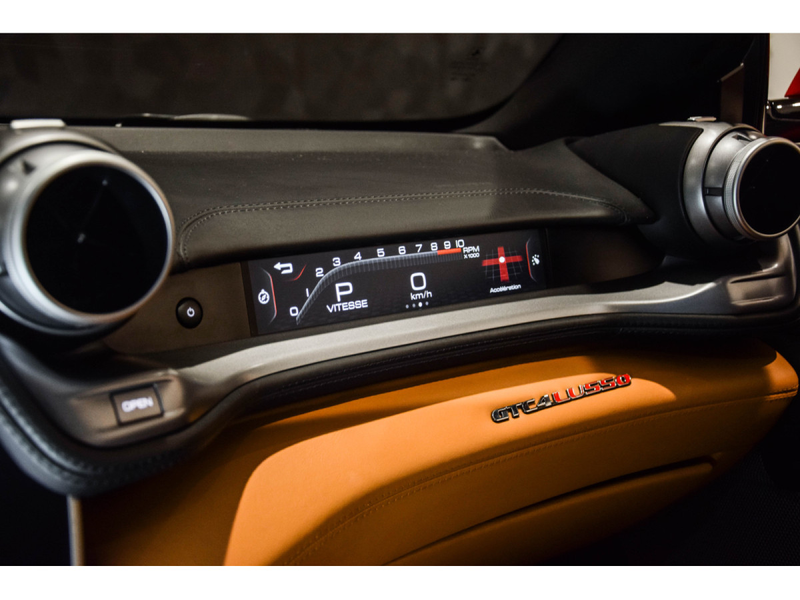 Ferrari GTC4 Lusso 6.3 V12 - ROSSO CORSA / CUOIO — photo 13