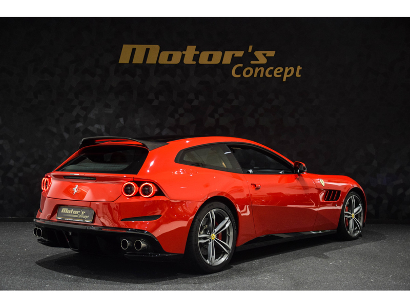 Ferrari GTC4 Lusso 6.3 V12 - ROSSO CORSA / CUOIO — photo 3
