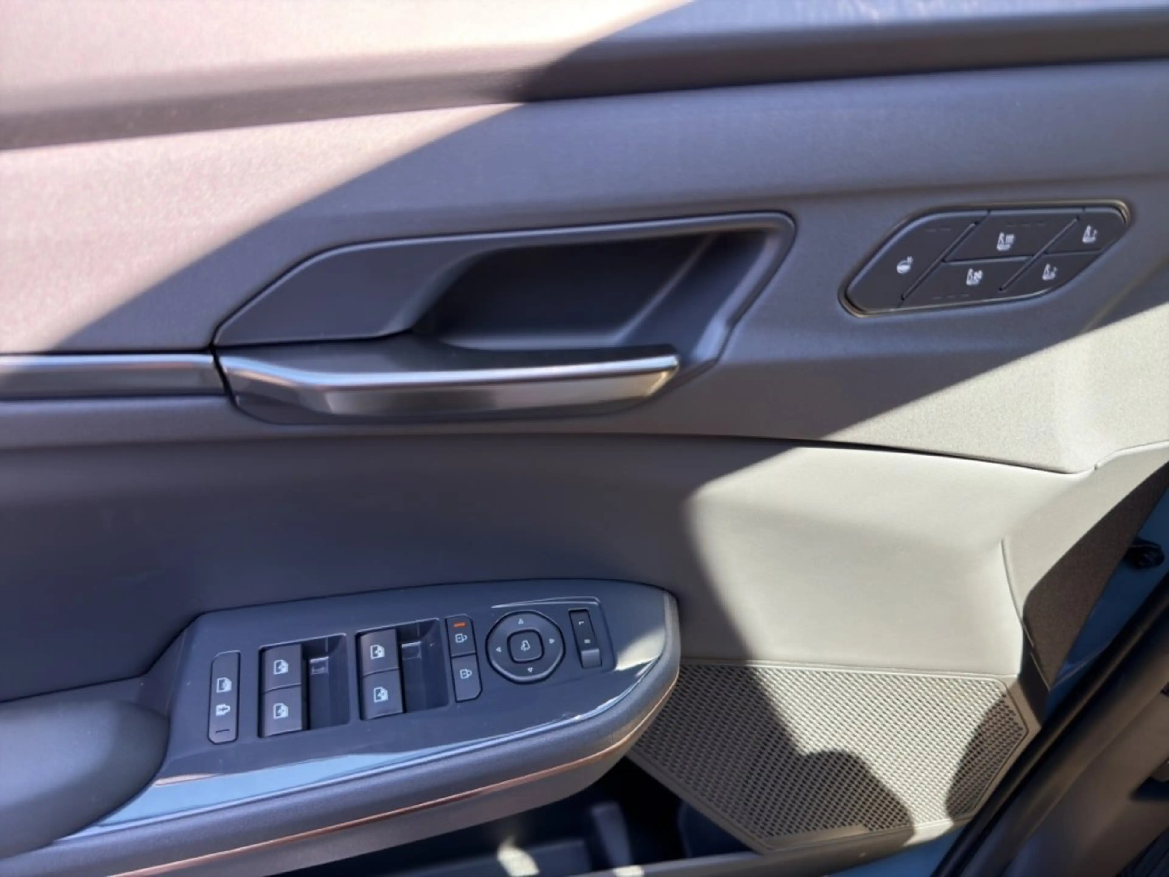 Kia EV5 /EARTH PLUS/81,4KWH/AT/FWD/216/MY26 — photo 15