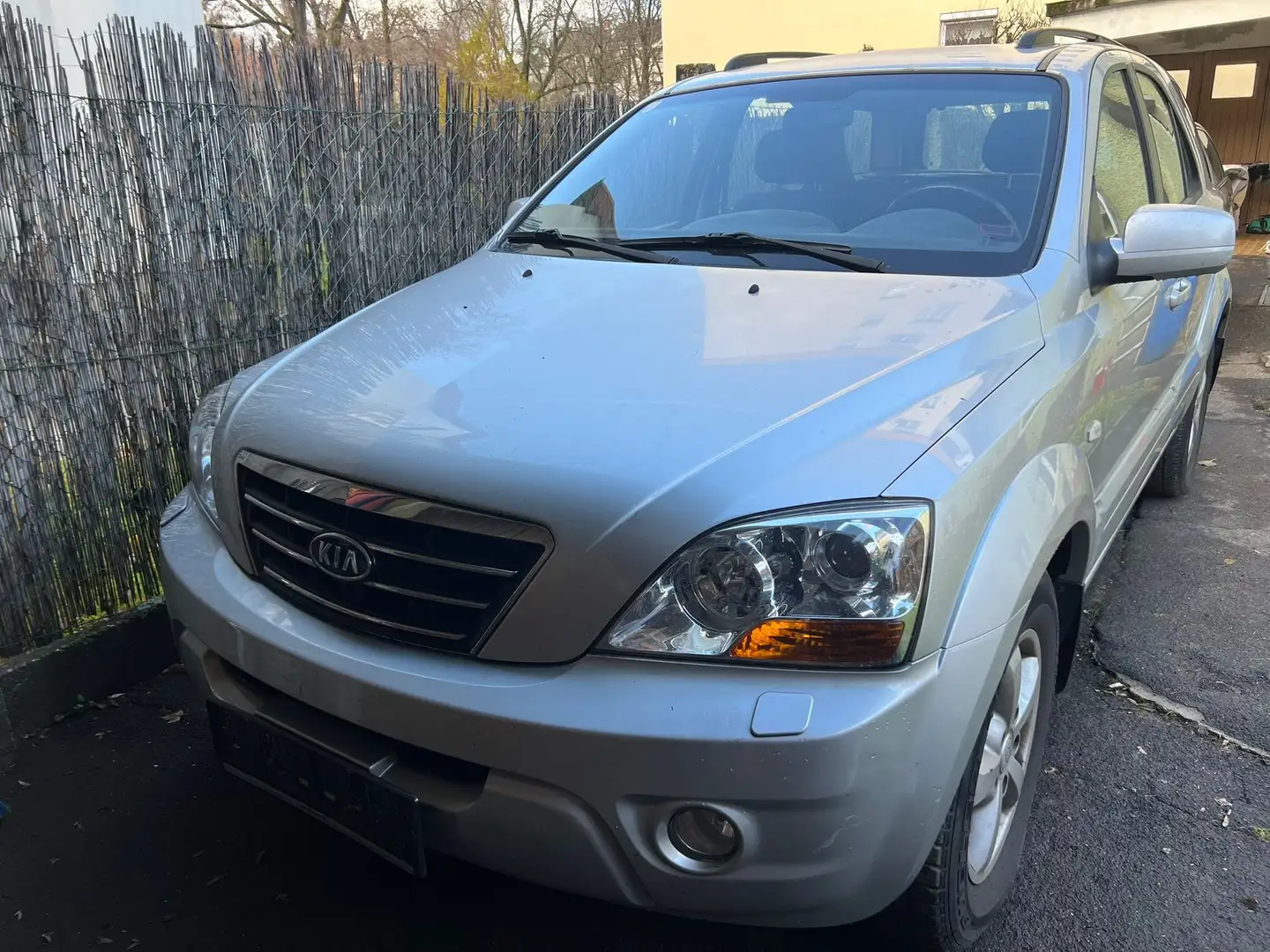 Kia Sorento 2.5 CRDi Aut. LX . Anhänger Kupplung. Automatik - 1