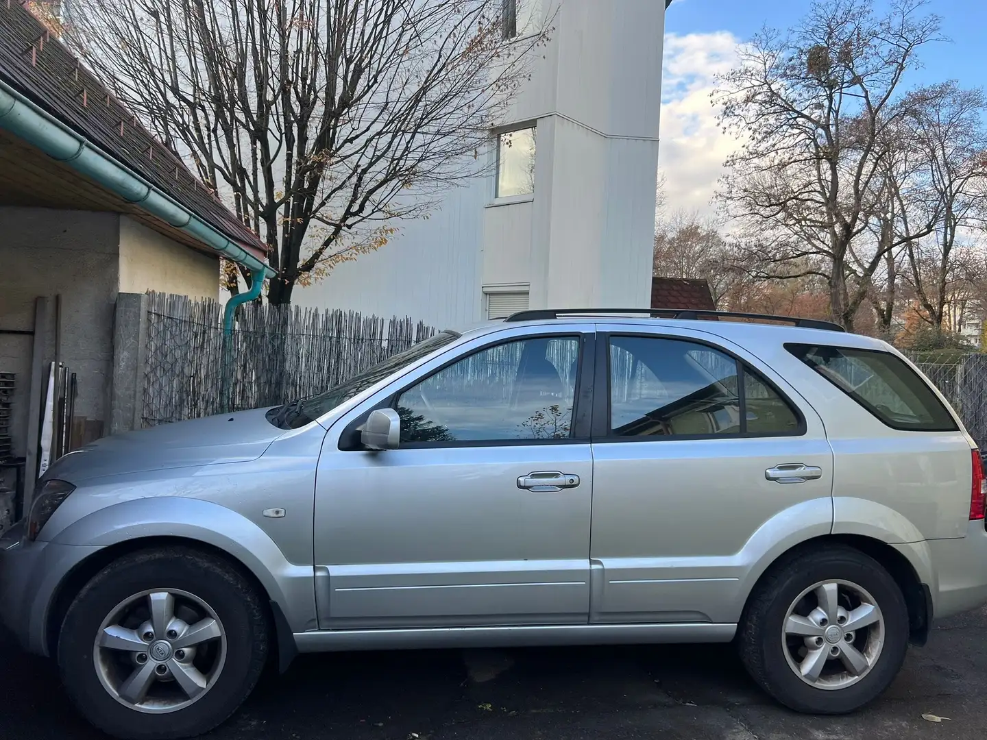 Kia Sorento 2.5 CRDi Aut. LX . Anhänger Kupplung. Automatik - 2