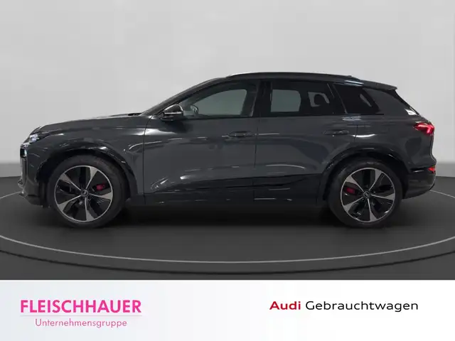 Audi Q6 e-tron view 3