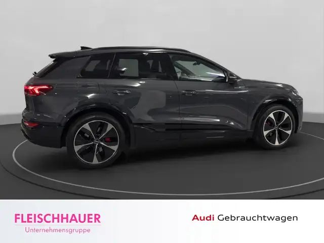Audi Q6 e-tron view 8