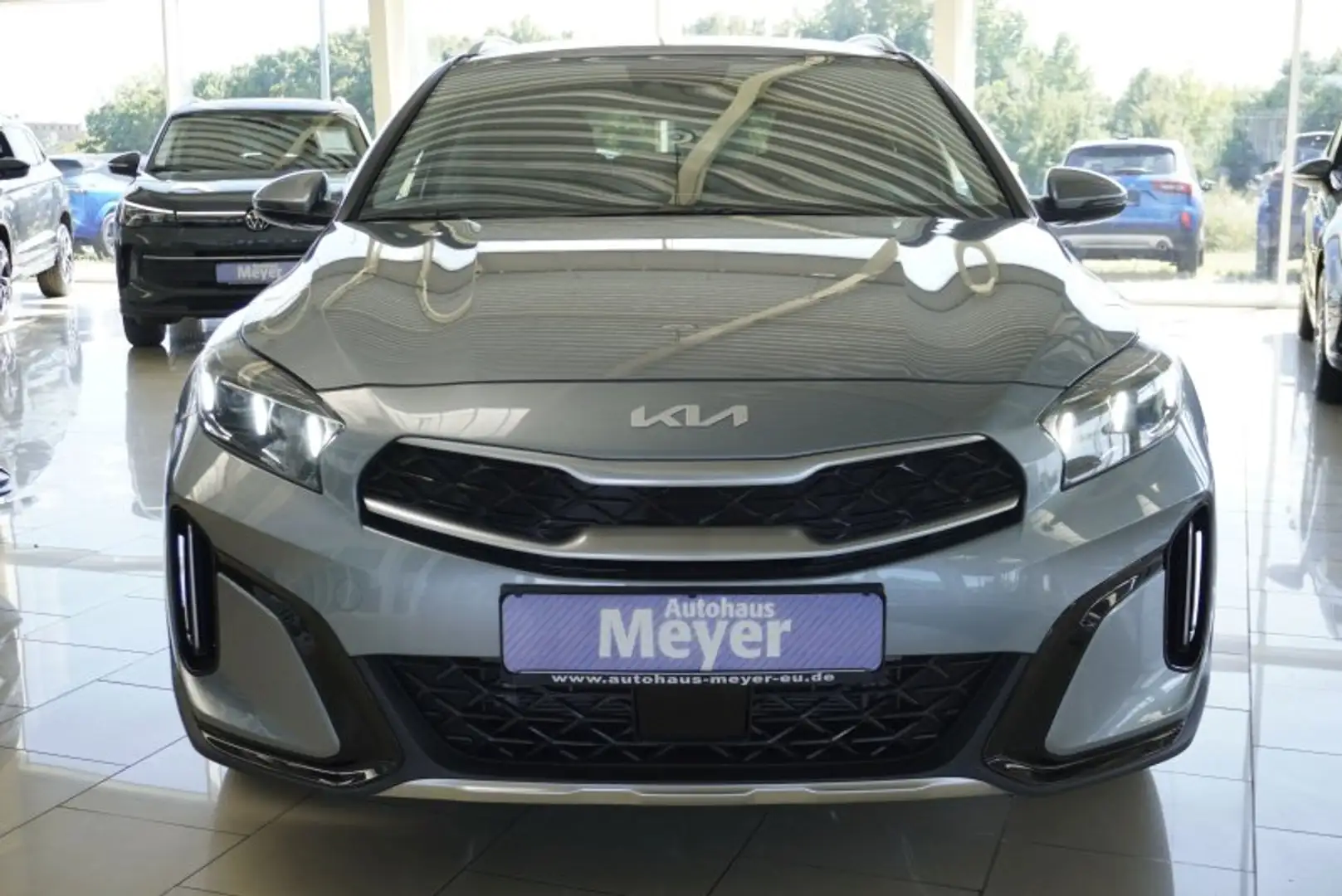 Kia XCeed 1.6GDI Plug-in Hybrid ACC/Kamera/Keyless/Winterp. Silber - 2