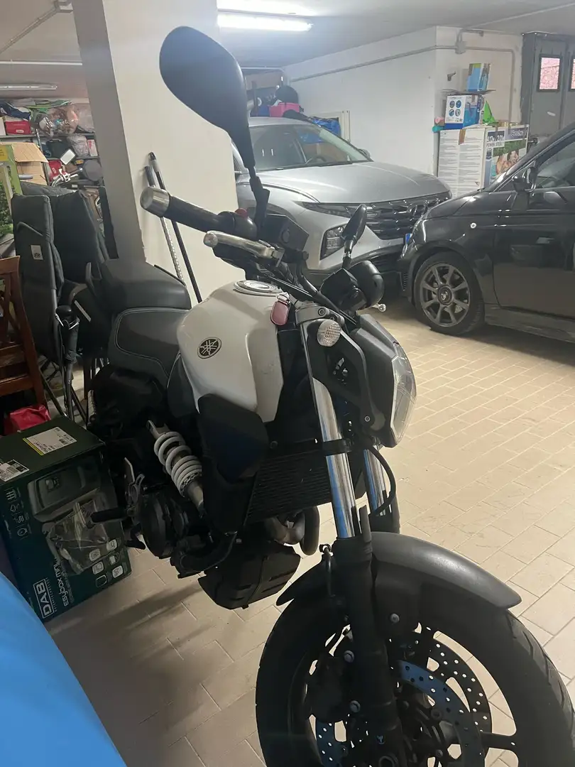 Yamaha MT-03 MT 03 660cc Bianco - 2