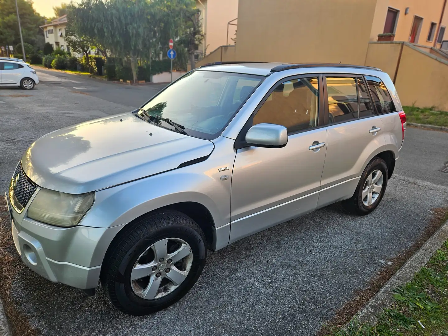 Suzuki Grand Vitara Grand Vitara 5p 1.9 ddis Executive Argento - 2