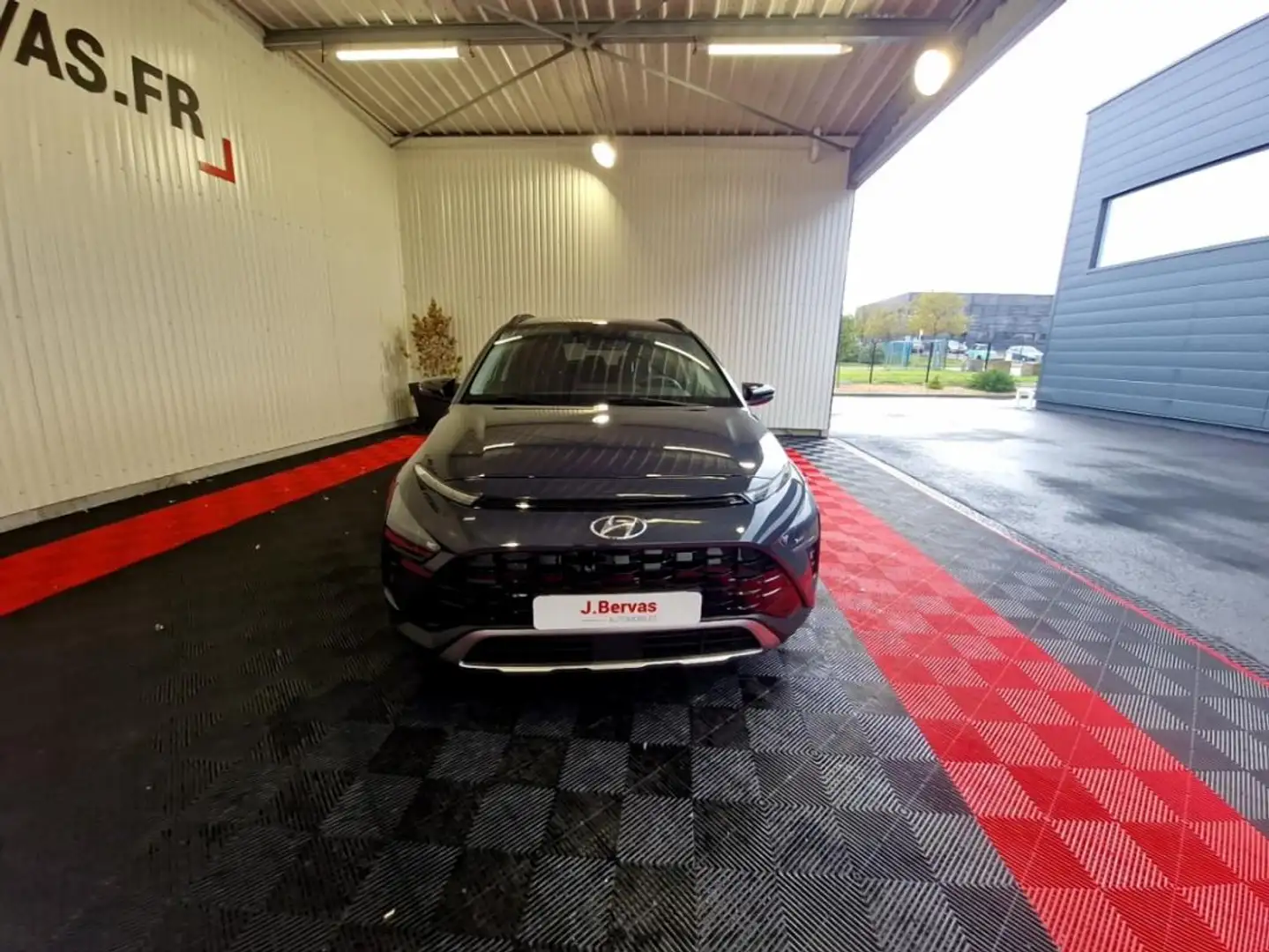 Hyundai BAYON 1.0 T-GDI 100 HYBRID 48V CREATIVE - 2