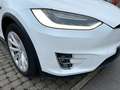 Tesla Model X - Sport-Utility-Vehicle Weiß - thumbnail 10