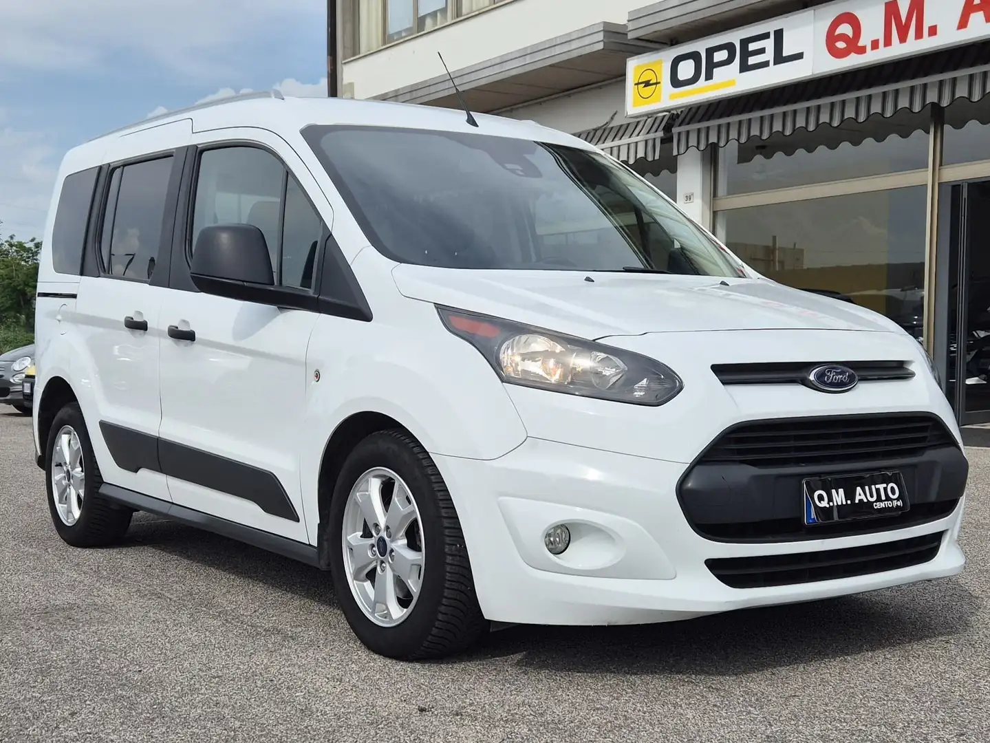 Ford Tourneo Connect 1.5 TDCi 120 CV Plus Bianco - 1