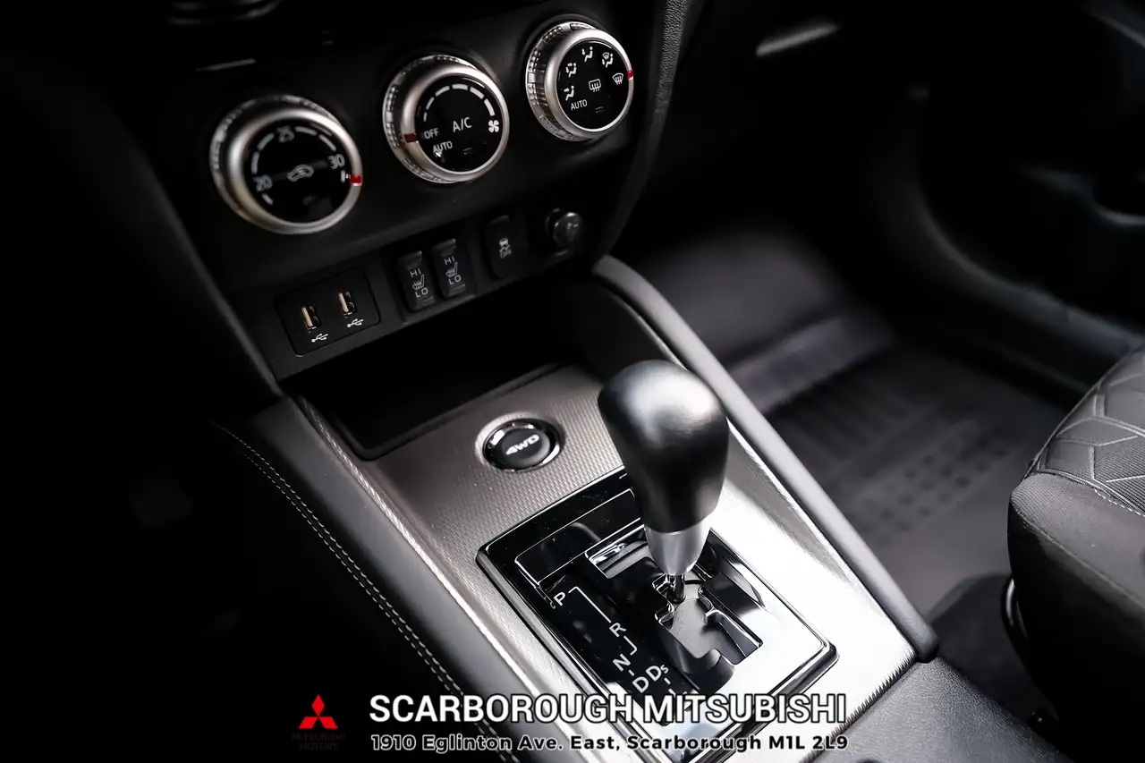 Mitsubishi RVR снимка Mitsubishi RVR