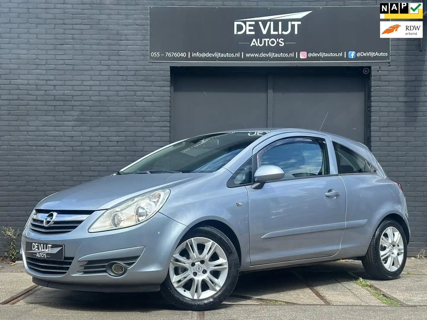 Opel Corsa 1.2-16V Business | Navi | Camera | Airco | Armsteu Gris - 1