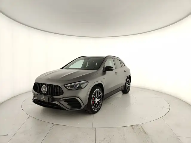 Mercedes-Benz GLA 35 AMG Mercedes-AMG GLA 35 4MATIC
