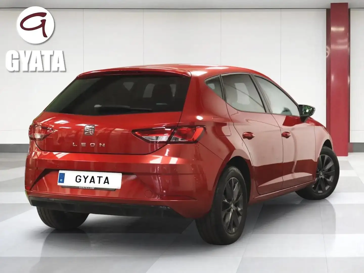 SEAT Leon 1.6TDI CR S&S Style 115 Rojo - 2