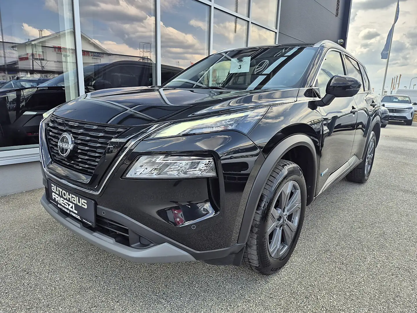 Nissan X-Trail 1,5 VC-T e-Power 4ORCE Allrad N-Connecta Schwarz - 1