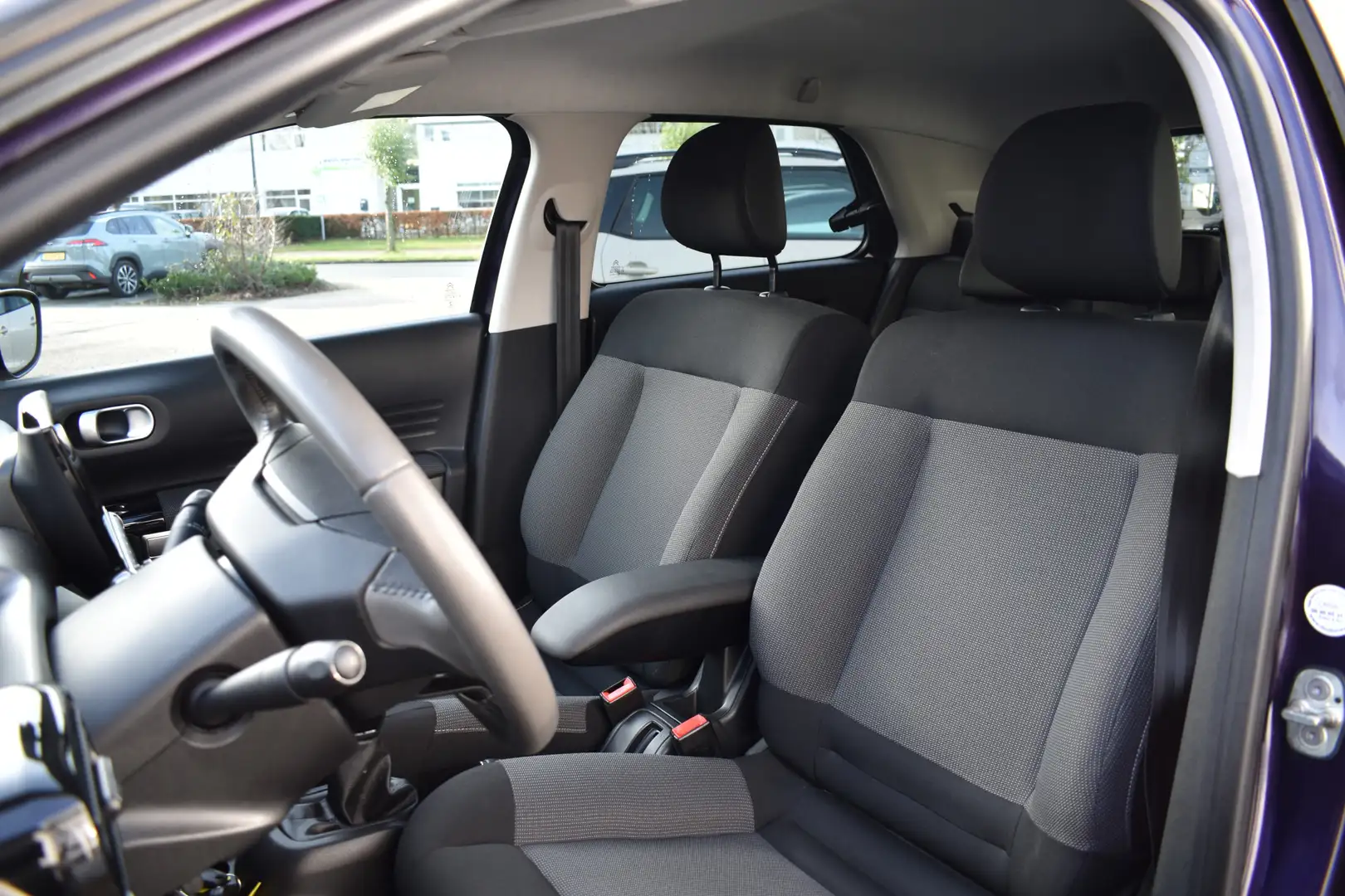 Citroen C4 Cactus PureTech 110 Shine Navi | Airco | Camera | Trekhaa Paars - 2