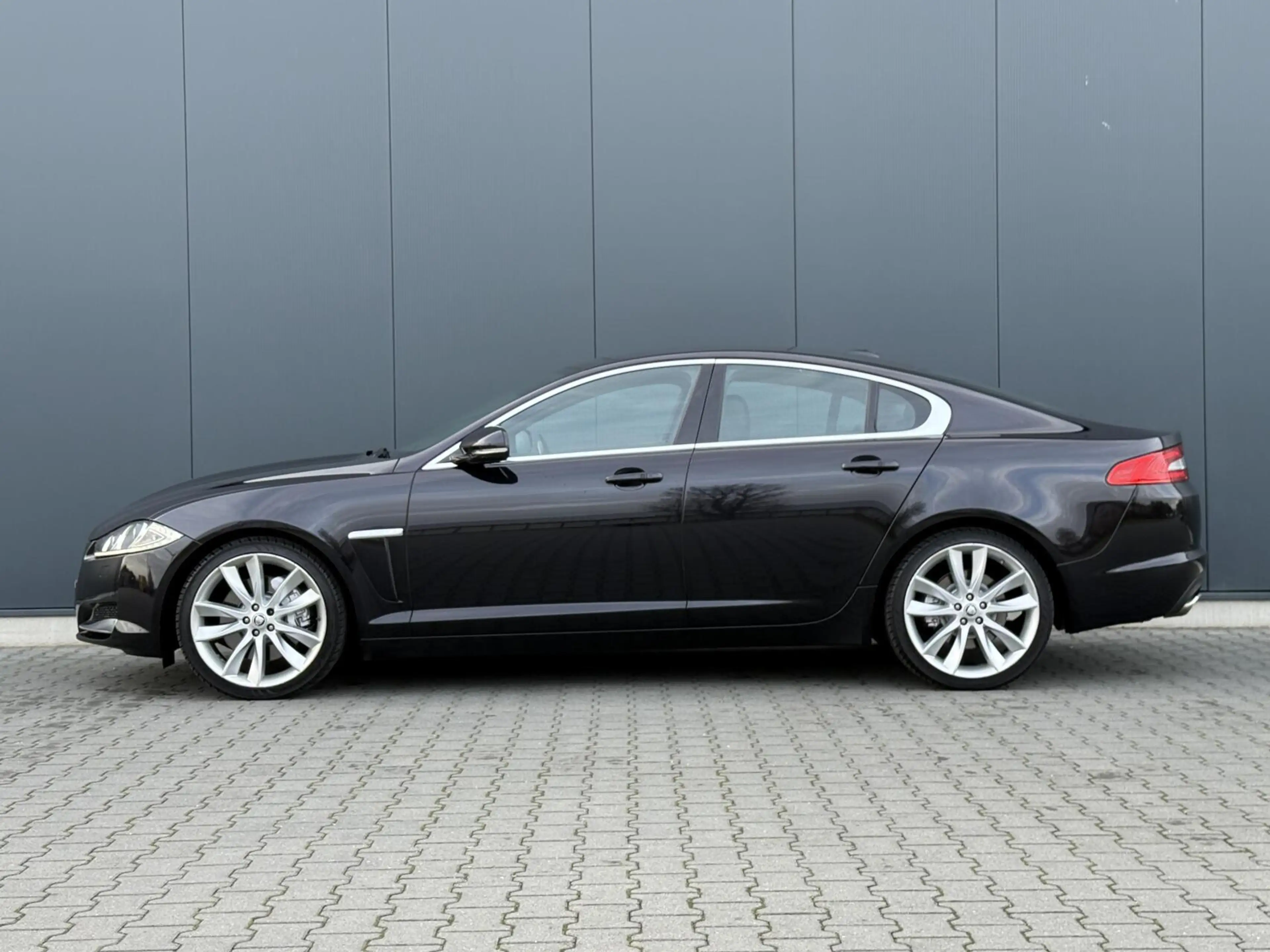 Jaguar XF 5.0 V8 385PK Portfolio Nieuw Model - Leder - Alcan — photo 9