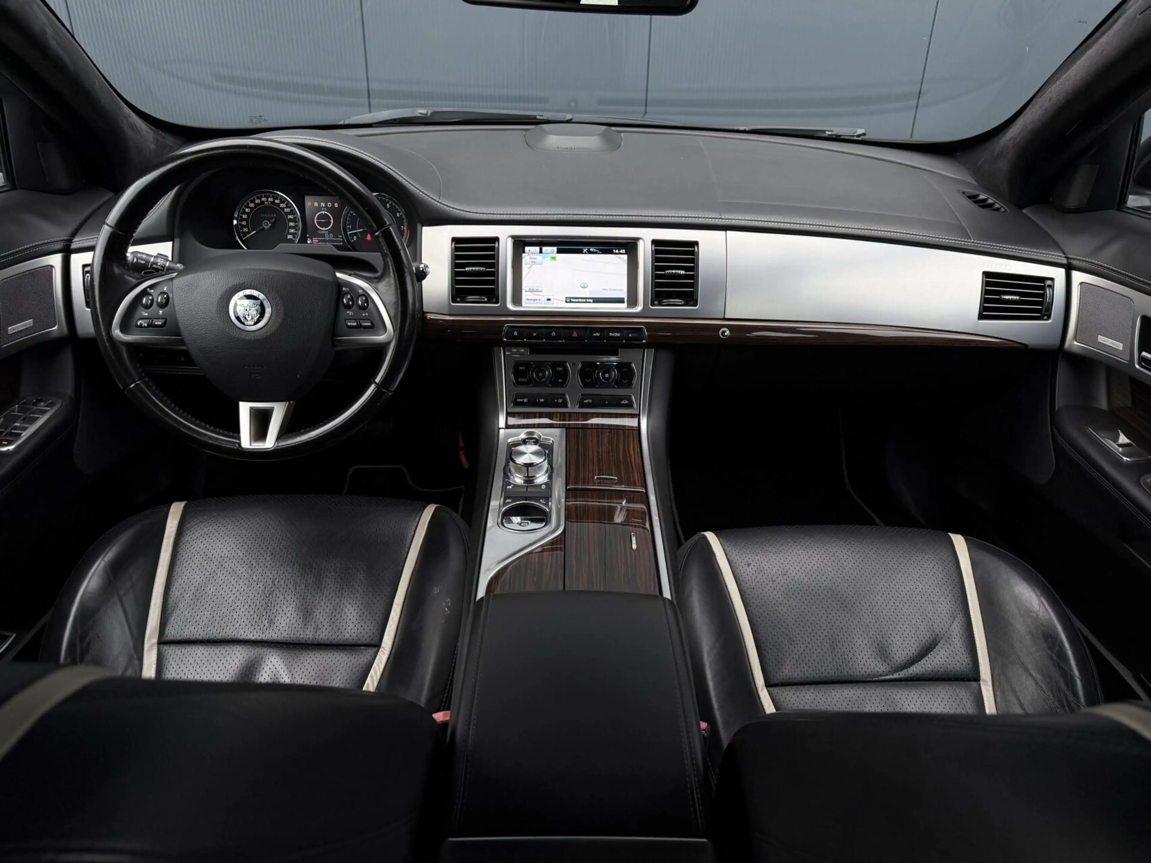 Jaguar XF 5.0 V8 385PK Portfolio Nieuw Model - Leder - Alcan — photo 15