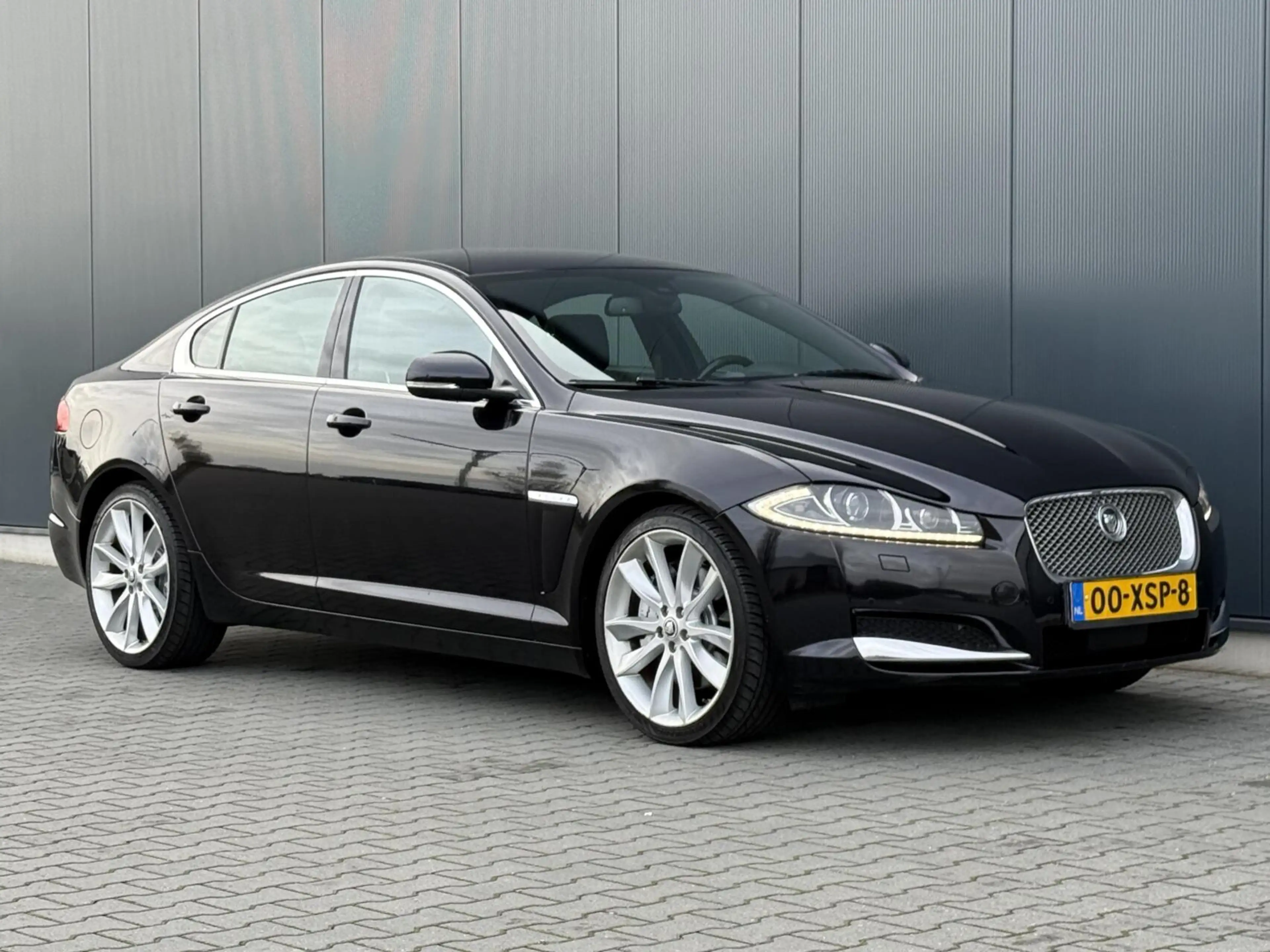 Jaguar XF 5.0 V8 385PK Portfolio Nieuw Model - Leder - Alcan — photo 10