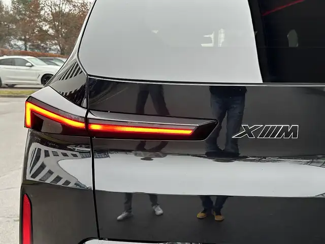 BMW XM 50e Aut. / Iconic Glow / AHK / Massage / Harman... Ansicht 10