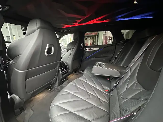 BMW XM 50e Aut. / Iconic Glow / AHK / Massage / Harman... Ansicht 15