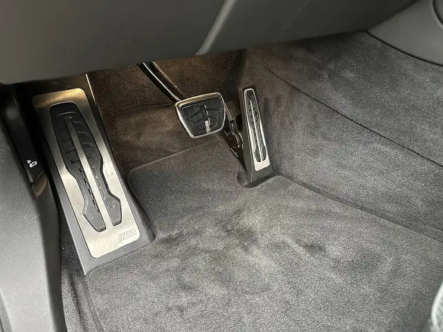 BMW XM 50e Aut. / Iconic Glow / AHK / Massage / Harman... Ansicht 39