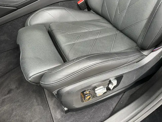 BMW XM 50e Aut. / Iconic Glow / AHK / Massage / Harman... Ansicht 38