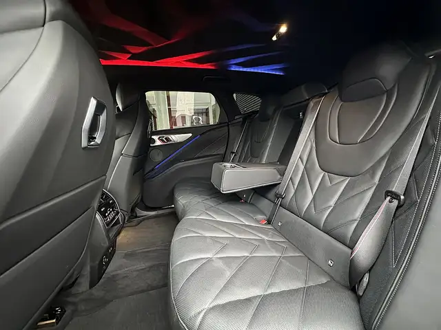 BMW XM 50e Aut. / Iconic Glow / AHK / Massage / Harman... Ansicht 16