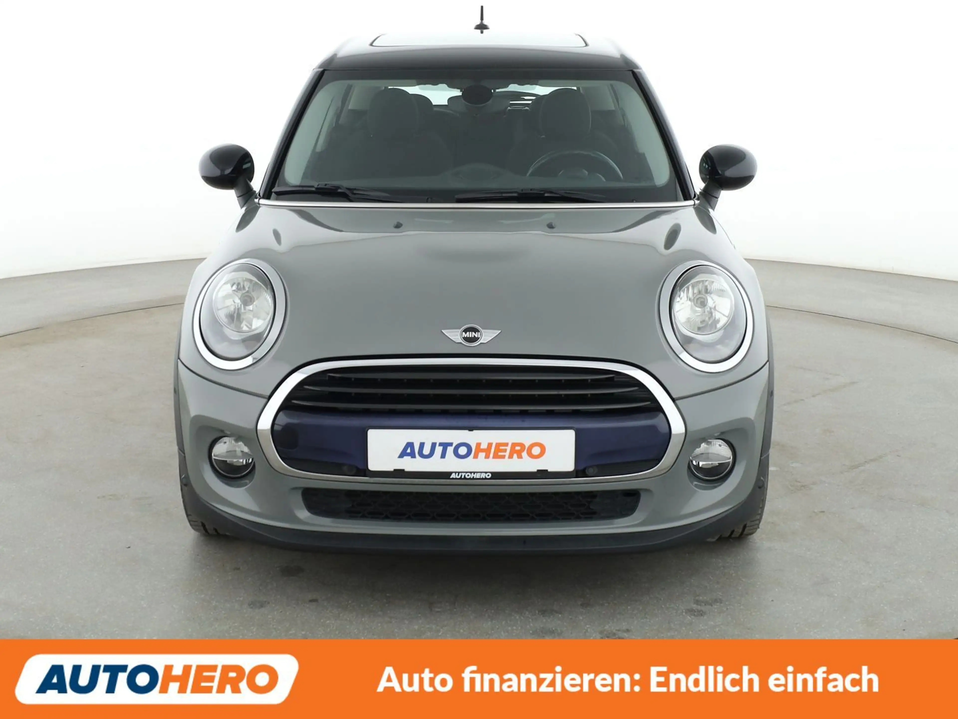 MINI Cooper D Cooper D *NAVI*TEMPO*PDC*SHZ*PANO*KLIMA* — photo 9