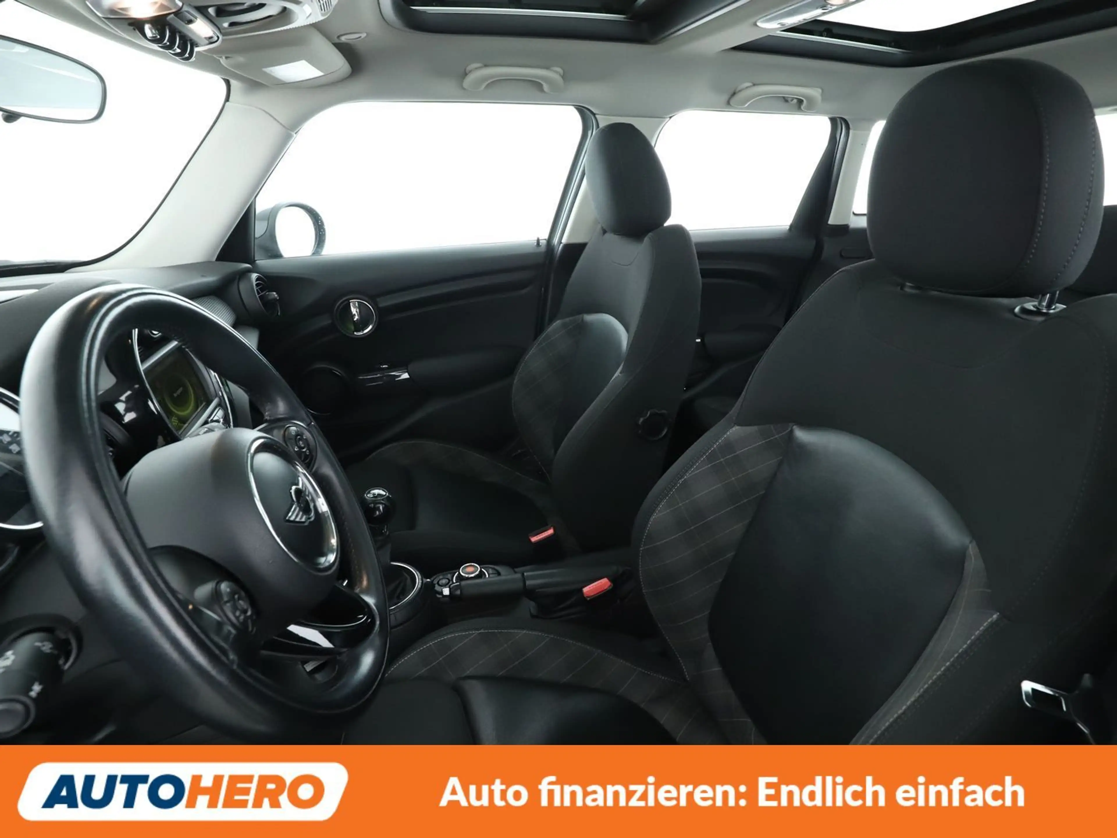 MINI Cooper D Cooper D *NAVI*TEMPO*PDC*SHZ*PANO*KLIMA* — photo 10