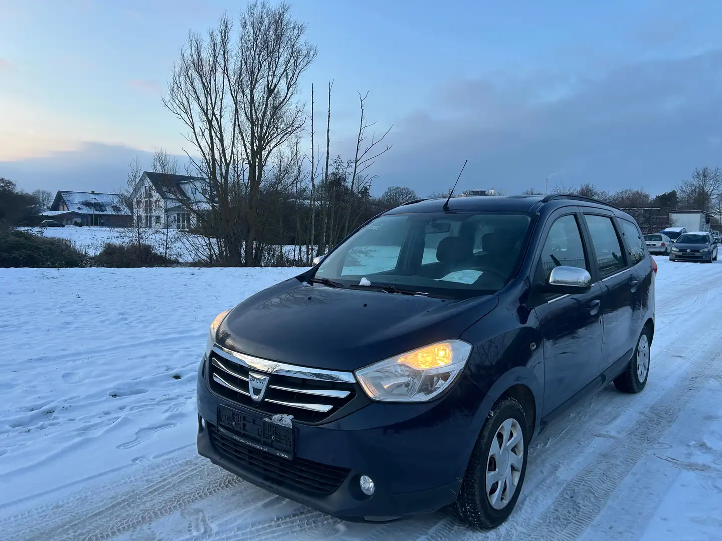 Dacia Lodgy 1.5 Laureate (7Si.)(ZAHNRIEMEN NEU) KLIMA+TEMPOMAT Blau - 2